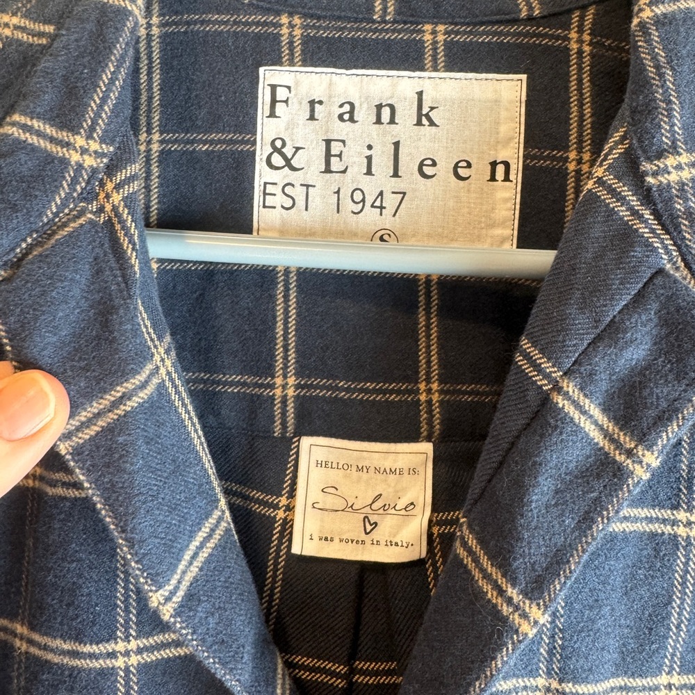 💙 Frank & Eileen “Silvio” Blue Plaid Button-Up Shirt – Size S 💙 - Picture 2 of 5
